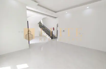 Villa - 5 Bedrooms - 6 Bathrooms for rent in Al Ebb - Al Kheesa - Umm Salal Mohammed