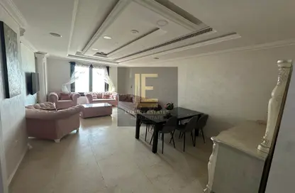 Apartment - 2 Bedrooms - 3 Bathrooms for rent in West Porto Drive - Porto Arabia - The Pearl Island - Doha
