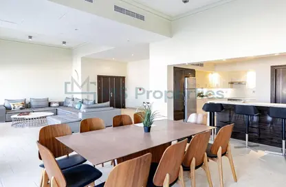 تاون هاوس - 2 غرف نوم - 3 حمامات للايجار في قناة كوارتييه - جزيرة اللؤلؤة - الدوحة