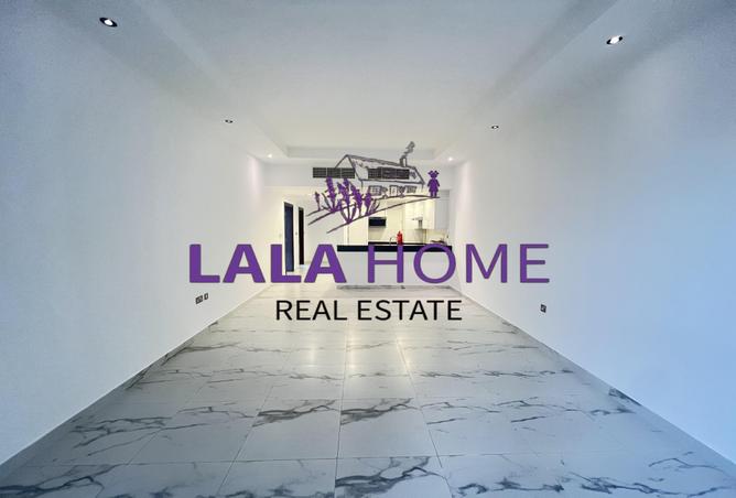 998514 - Property Image 2