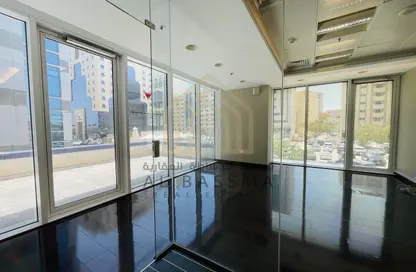 Office Space - Studio - 6 Bathrooms for rent in Ras Abu Aboud - Doha