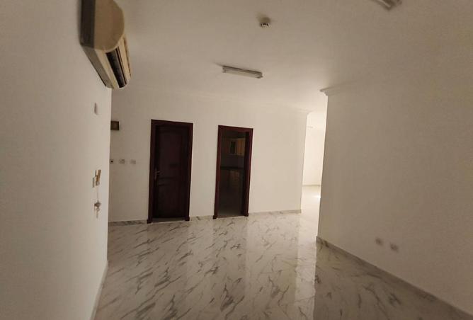 967903 - Property Image 3