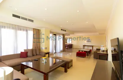 Apartment - 3 Bedrooms - 4 Bathrooms for rent in East Porto Drive - Porto Arabia - The Pearl Island - Doha