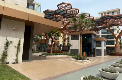 Apartment - 1 Bedroom - 2 Bathrooms for rent in Crystal Residence - The Pearl Island - Doha