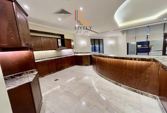 927821 - Property Image 3