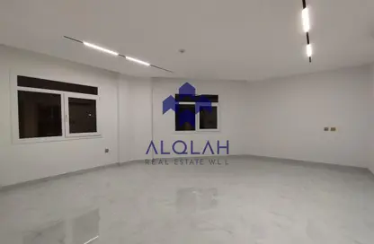 Apartment - 2 Bedrooms - 3 Bathrooms for rent in Madinat Khalifa South - Madinat Khalifa - Doha