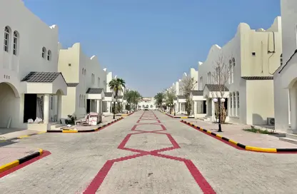 Compound - 5 Bedrooms - 4 Bathrooms for rent in Al Thumama - Al Thumama - Doha