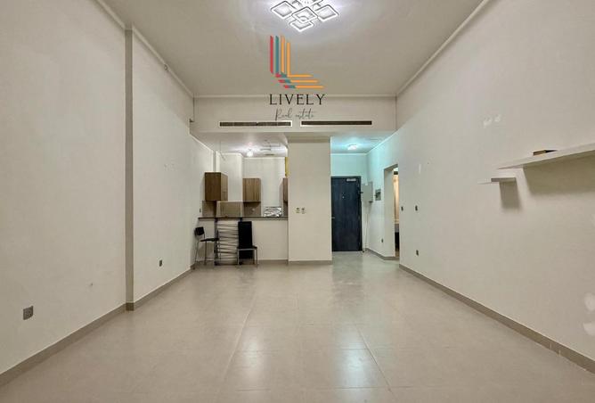 995077 - Property Image 2