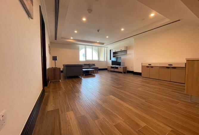 949693 - Property Image 2