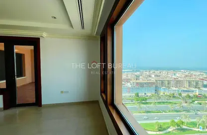 Apartment - 2 Bedrooms - 3 Bathrooms for rent in West Porto Drive - Porto Arabia - The Pearl Island - Doha