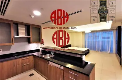 Apartment - Studio - 1 Bathroom for rent in Viva West - Viva Bahriyah - The Pearl Island - Doha