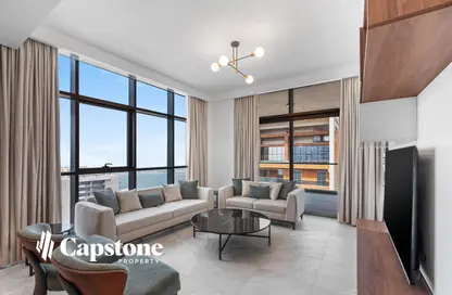 Apartment - 2 Bedrooms - 3 Bathrooms for rent in Marina Tower 27 - Marina District - Lusail