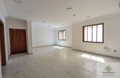 Apartment - 2 Bedrooms - 2 Bathrooms for rent in Al Mansoura - Al Mansoura - Doha
