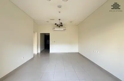 Apartment - 2 Bedrooms - 3 Bathrooms for rent in Al Nasr Street - Al Nasr - Doha