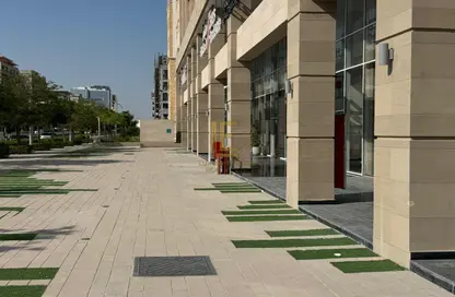 Shop - Studio - 1 Bathroom for rent in Fox Hills South - Fox Hills - Lusail