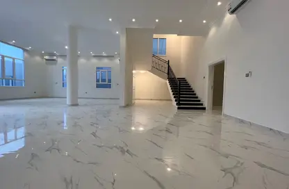 Villa - 5 Bedrooms - 7+ Bathrooms for rent in Street 871 - Al Duhail South - Al Duhail - Doha