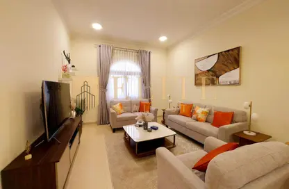 Apartment - 2 Bedrooms - 3 Bathrooms for rent in Madinat Khalifa South - Madinat Khalifa - Doha