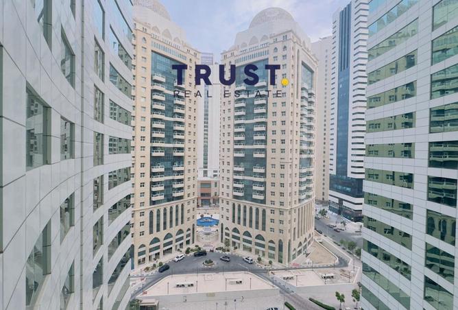 987506 - Property Image 2