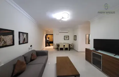 Apartment - 2 Bedrooms - 2 Bathrooms for rent in Umm Ghuwalina - Umm Ghuwailina - Doha