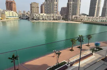 Apartment - 1 Bedroom - 2 Bathrooms for rent in Crystal Residence - The Pearl Island - Doha