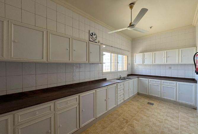 939691 - Property Image 3