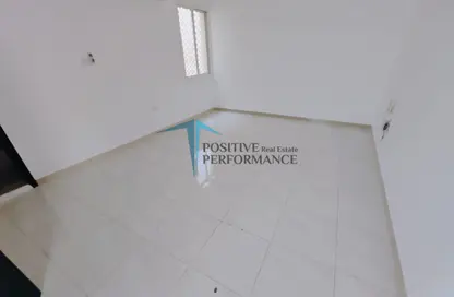 Apartment - 2 Bedrooms - 1 Bathroom for rent in Old Airport Road - Old Airport Road - Doha