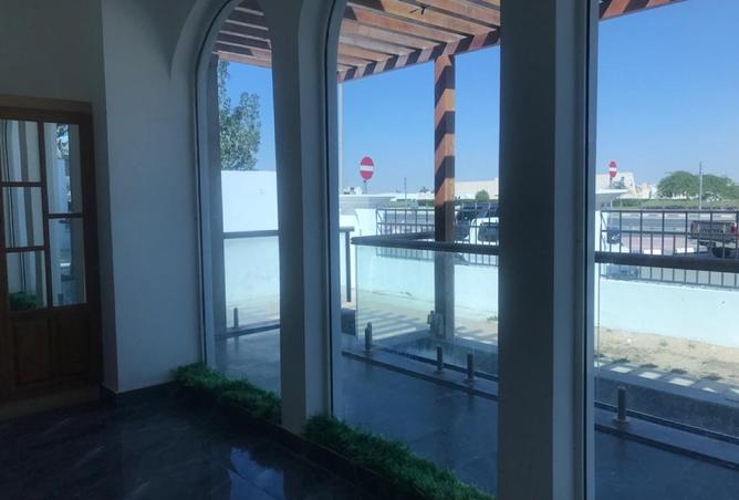 991417 - Property Image 3