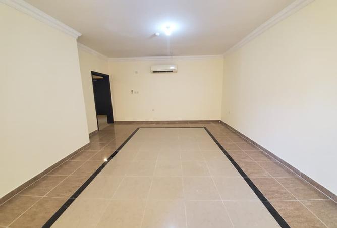 964079 - Property Image 3