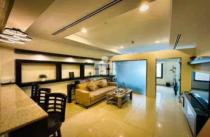 Apartment - Studio - 1 Bathroom for rent in Tower 14 - Porto Arabia - The Pearl Island - Doha
