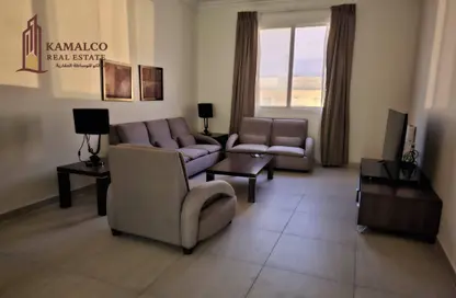 Apartment - 2 Bedrooms - 2 Bathrooms for rent in Gulf Residence 21 - Al Sadd - Doha