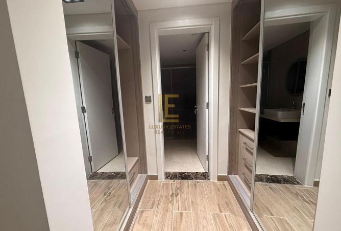 996156 - Property Image 3