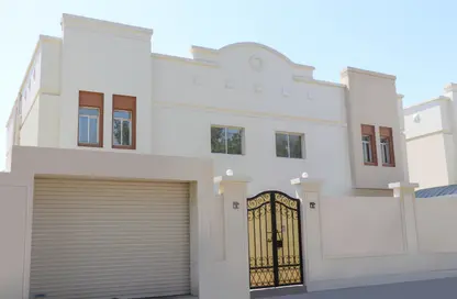 Villa - 4 Bedrooms - 5 Bathrooms for rent in Ain Khaled - Doha