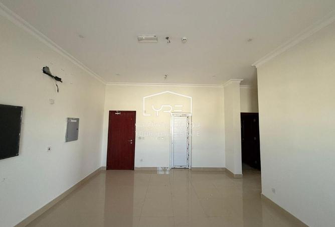 972363 - Property Image 2