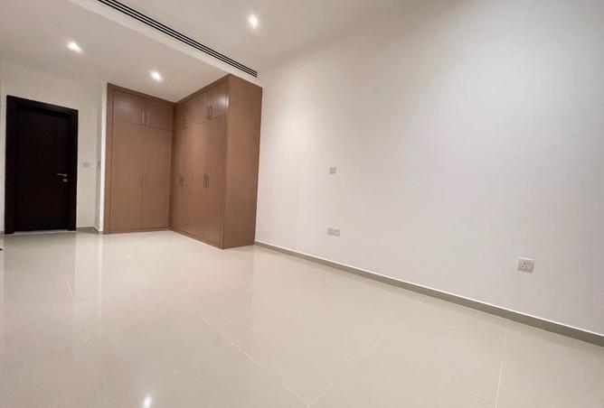 1001122 - Property Image 2