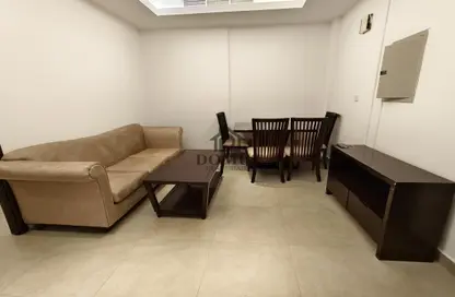 Apartment - 2 Bedrooms - 2 Bathrooms for rent in Hakeem Bin Hazam Street - Mughalina - Doha