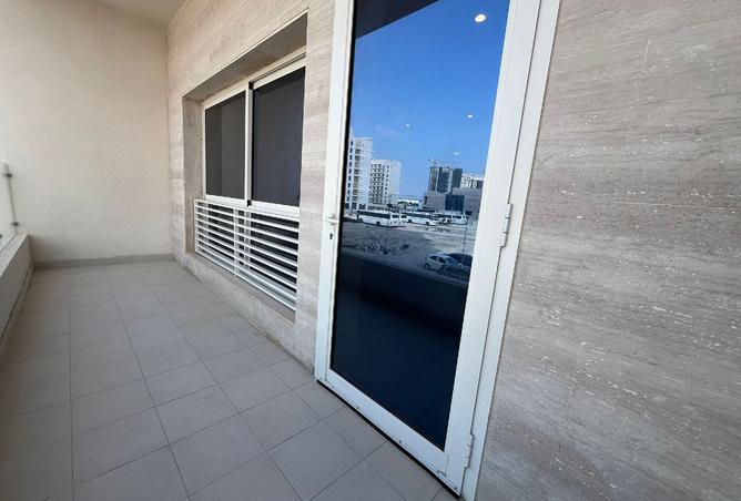 1005873 - Property Image 2