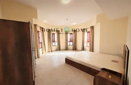Apartment - 3 Bedrooms - 2 Bathrooms for rent in Al Muntazah - Doha