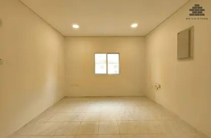 Apartment - 2 Bedrooms - 2 Bathrooms for rent in Muntazah 13 - Al Muntazah - Doha