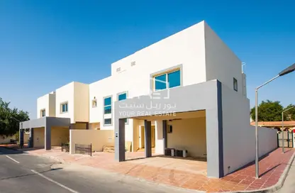 Compound - 3 Bedrooms - 3 Bathrooms for rent in Al Nasr Street - Al Nasr - Doha