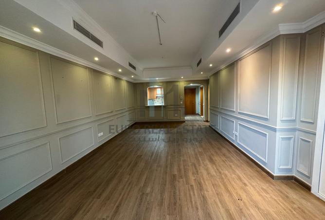 986153 - Property Image 2