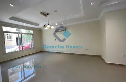 مجمع سكني - 4 غرف نوم - 4 حمامات للايجار في مريخ - المريخ - الدوحة