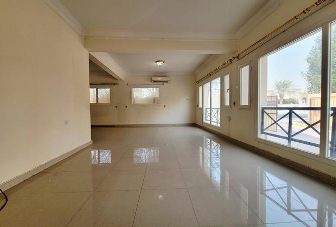 980515 - Property Image 3