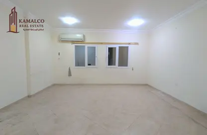 شقة - 2 غرف نوم - 2 حمامات للايجار في منتزه 7 - المنتزه - الدوحة