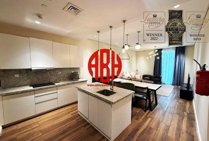 973049 - Property Image 2