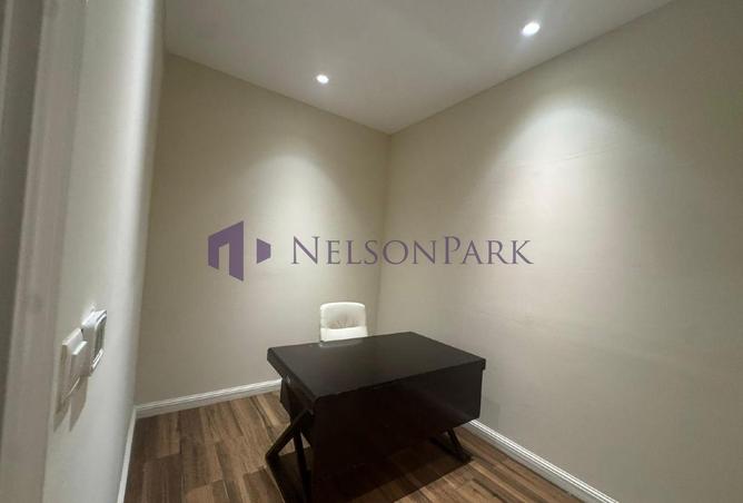 983424 - Property Image 3