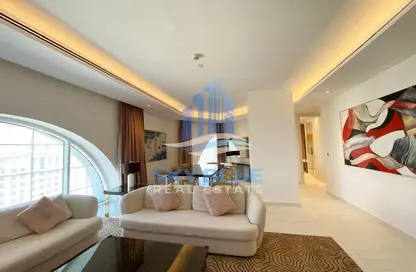 Apartment - 3 Bedrooms - 4 Bathrooms for rent in The Pearl Island - Doha