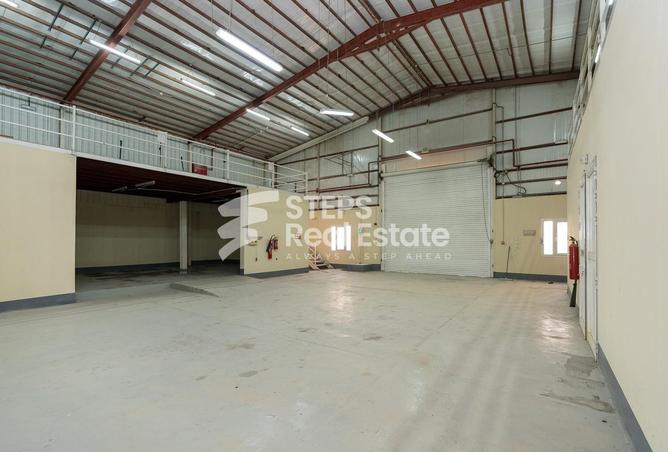 937953 - Property Image 2
