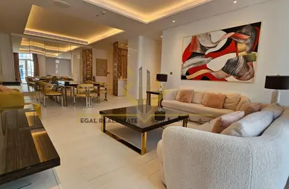 Apartment - 2 Bedrooms - 4 Bathrooms for rent in Floresta Gardens - Floresta Gardens - The Pearl Island - Doha