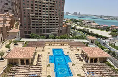 Apartment - 2 Bedrooms - 3 Bathrooms for sale in Porto Arabia - The Pearl Island - Doha