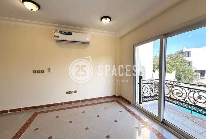 962656 - Property Image 2